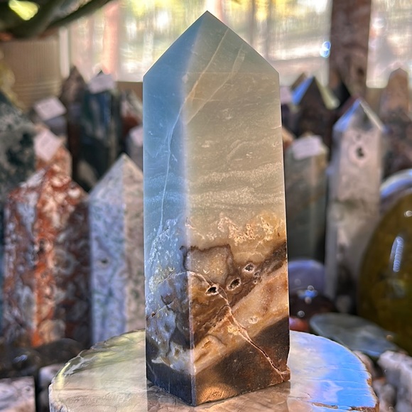 🔥SALE🔥 Caribbean Calcite 4 Sided Crystal Tower! - Picture 1 of 7